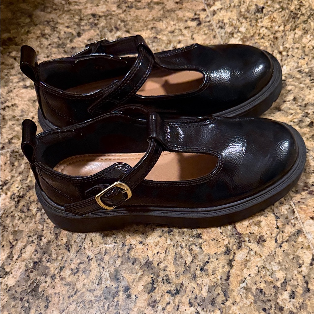 Zara Black Girls Mary Jane Shoes with Gold Buckle